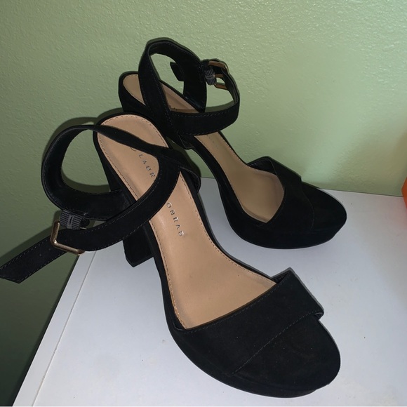 7.5 women’s black high heel - Picture 3 of 3
